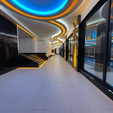 Yekta Kingdom Trade Center 1+1 Luxury Alanya